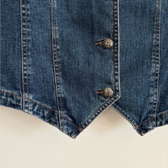 Vintage Floral Embroidered Blue Denim Button Up Vest - Picture 4 of 10